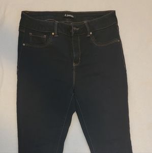 D. Jeans Skinny Jeans
